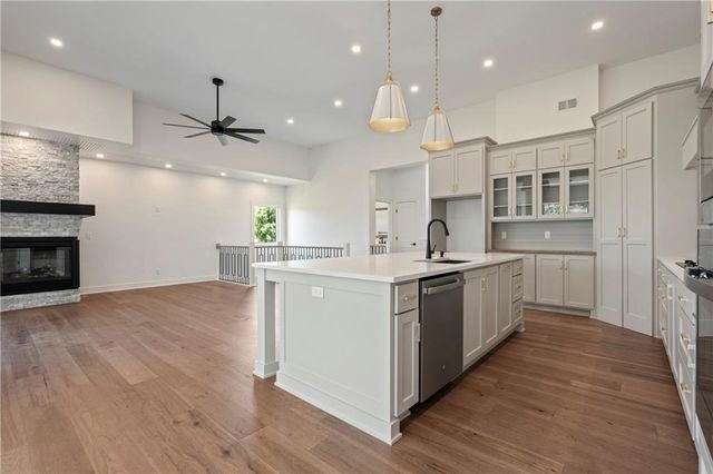 4225 NE Park Springs Drive, Lee's Summit, MO 64064