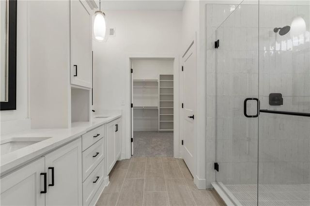 4225 NE Park Springs Drive, Lee's Summit, MO 64064