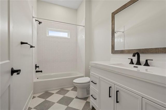 4225 NE Park Springs Drive, Lee's Summit, MO 64064