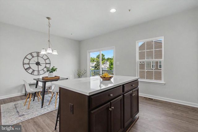 414 CHARLES AVE, Hanover, PA 17331