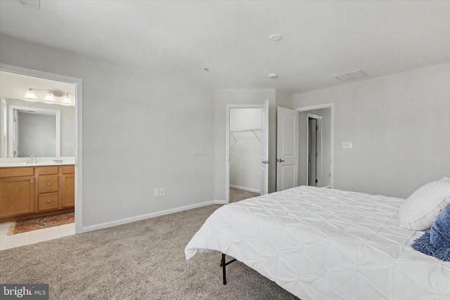 414 CHARLES AVE, Hanover, PA 17331