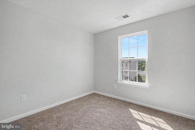 414 CHARLES AVE, Hanover, PA 17331