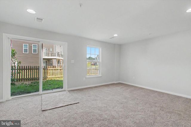 414 CHARLES AVE, Hanover, PA 17331