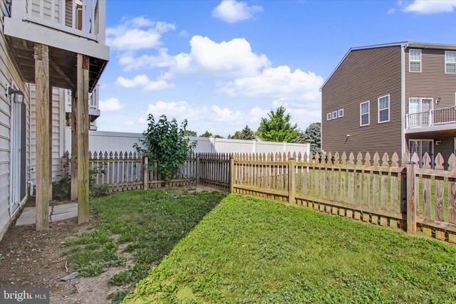 414 CHARLES AVE, Hanover, PA 17331