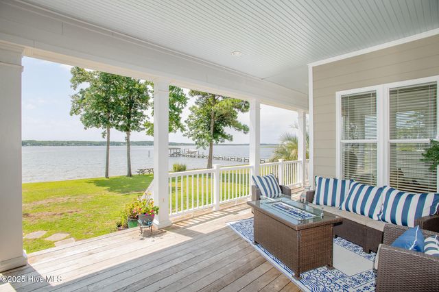 137 Waterway Drive, Havelock, NC 28532