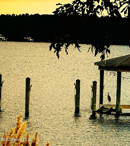 137 Waterway Drive, Havelock, NC 28532