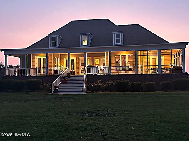 137 Waterway Drive, Havelock, NC 28532