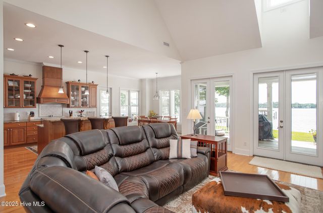 137 Waterway Drive, Havelock, NC 28532