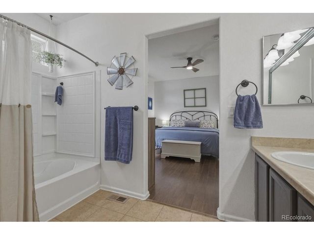 24669 E Wyoming Cir, Aurora, CO 80018