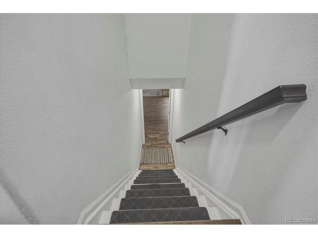 24669 E Wyoming Cir, Aurora, CO 80018