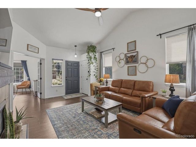 24669 E Wyoming Cir, Aurora, CO 80018