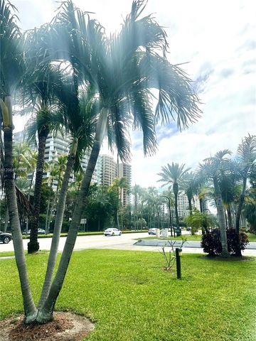 10178 Collins Avenue 205, Bal Harbour, FL 33154