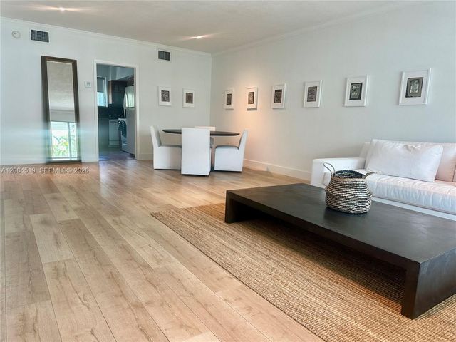 10178 Collins Avenue 205, Bal Harbour, FL 33154