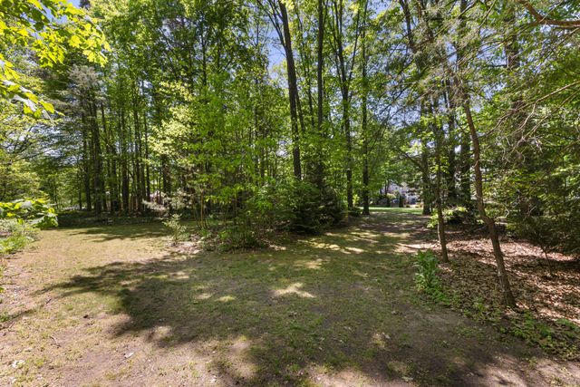16644 Northwood Trail, Spring Lake, MI 49456