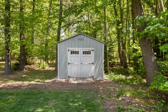16644 Northwood Trail, Spring Lake, MI 49456