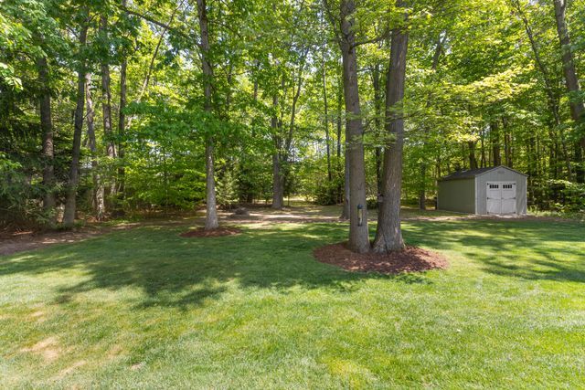 16644 Northwood Trail, Spring Lake, MI 49456
