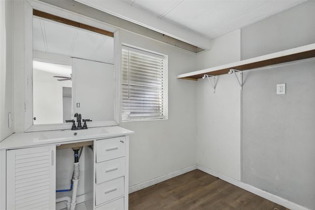 8963 Adams Circle, Cresson, TX 76035