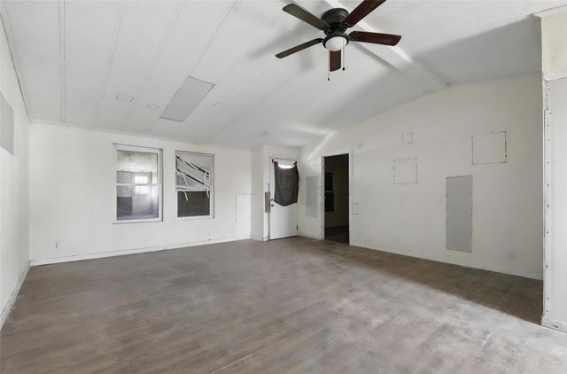 8963 Adams Circle, Cresson, TX 76035