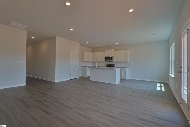 109 White Fields Avenue, Fountain Inn, SC 29644
