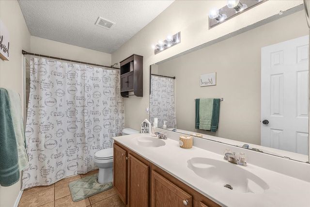 1741 Baxter Springs Drive, Fort Worth, TX 76247