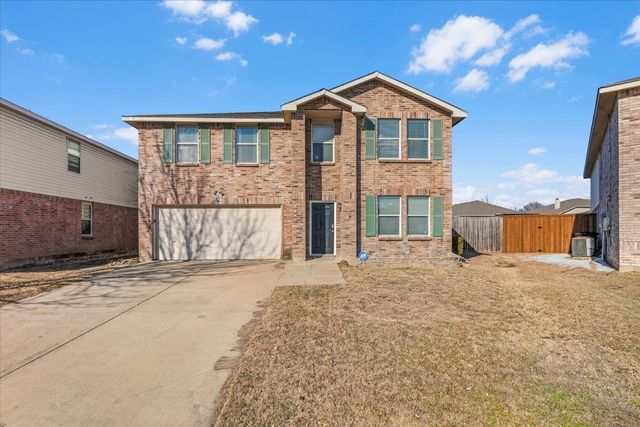 1741 Baxter Springs Drive, Fort Worth, TX 76247