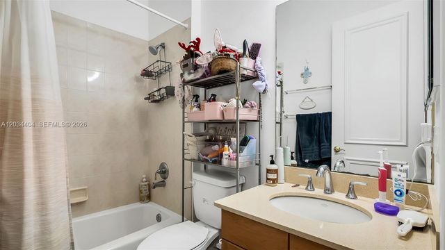 425 NE 69th Circle, Boca Raton, FL 33487