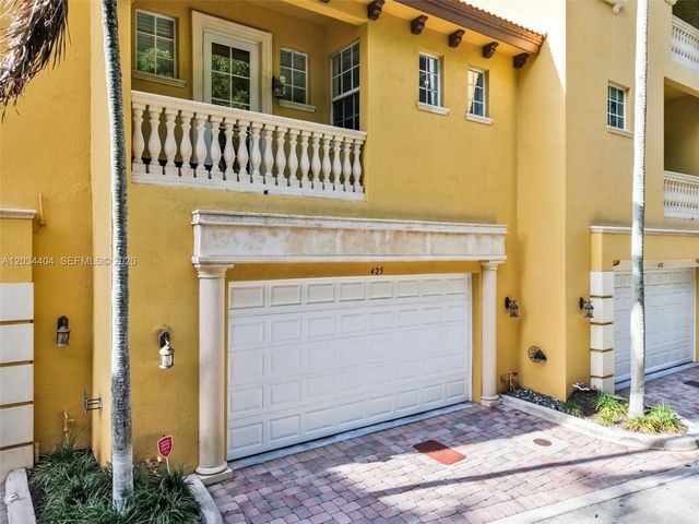 425 NE 69th Circle, Boca Raton, FL 33487