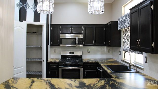 7505 Chinese Mountain Way, Bakersfield, CA 93313