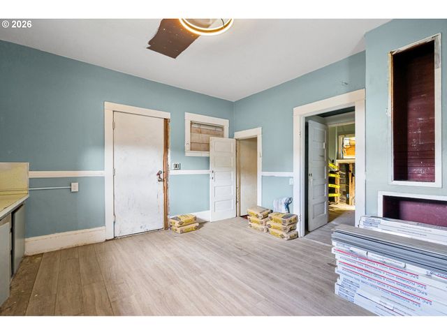 5027 Ne 16TH Ave, Portland, OR 97211