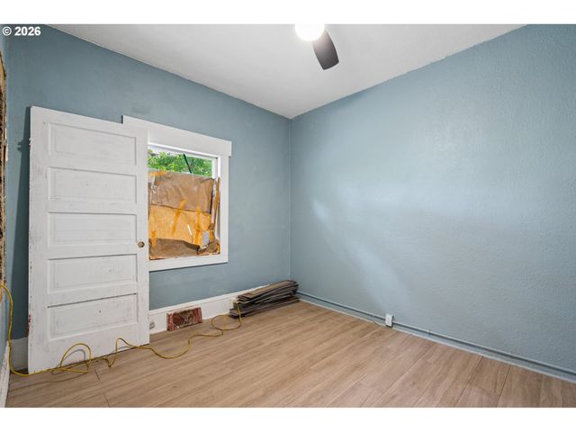 5027 Ne 16TH Ave, Portland, OR 97211