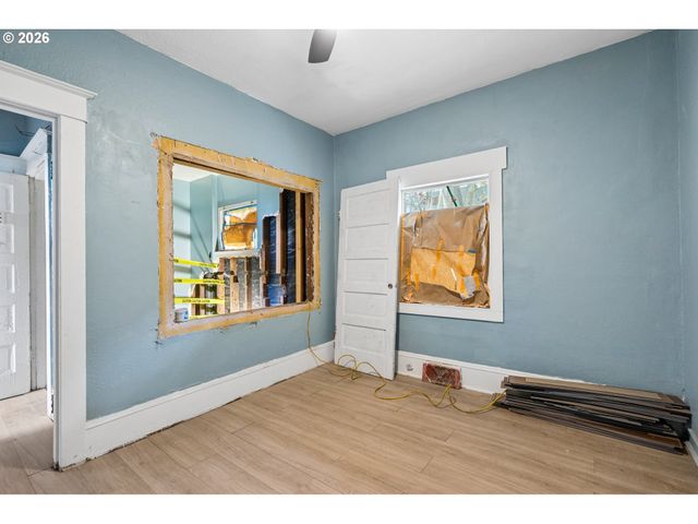 5027 Ne 16TH Ave, Portland, OR 97211