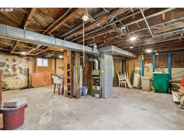 5027 Ne 16TH Ave, Portland, OR 97211