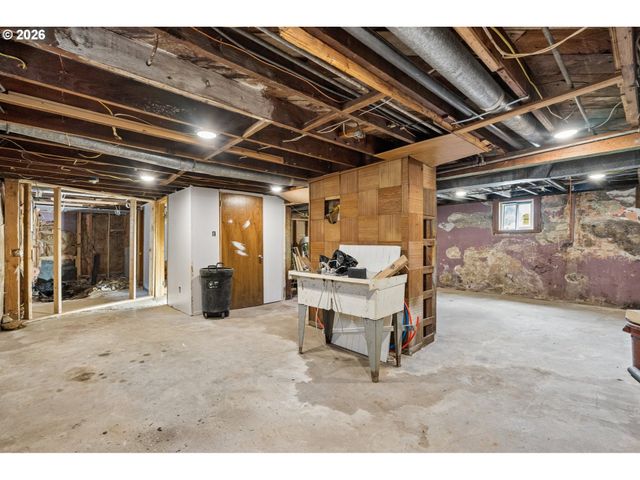 5027 Ne 16TH Ave, Portland, OR 97211