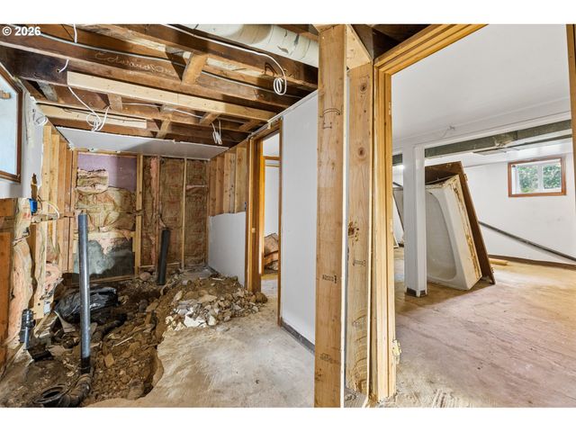 5027 Ne 16TH Ave, Portland, OR 97211