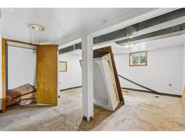 5027 Ne 16TH Ave, Portland, OR 97211