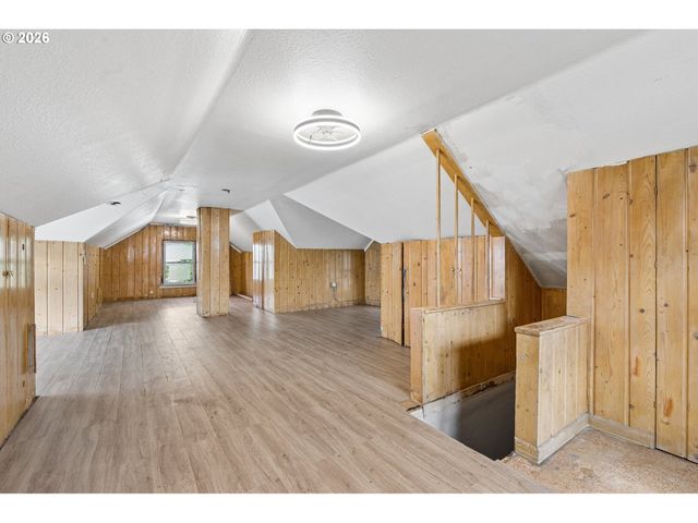 5027 Ne 16TH Ave, Portland, OR 97211