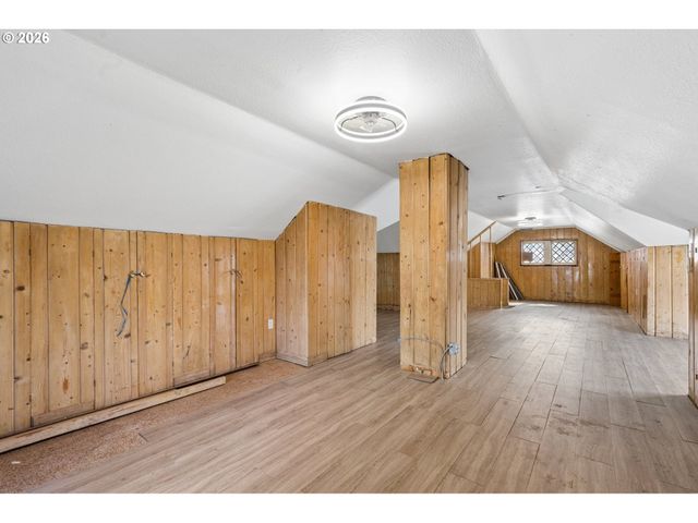 5027 Ne 16TH Ave, Portland, OR 97211