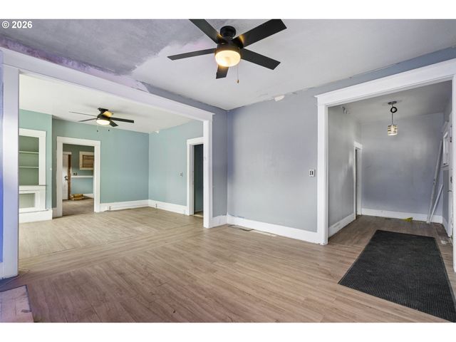 5027 Ne 16TH Ave, Portland, OR 97211