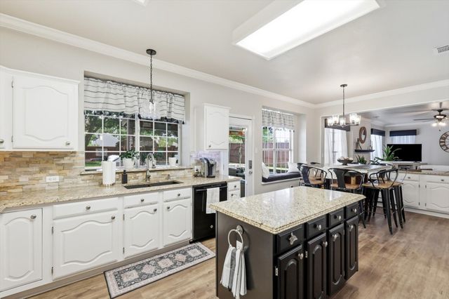 2012 Canvasback Lane, Flower Mound, TX 75028