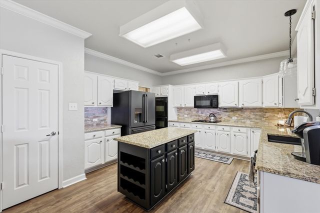 2012 Canvasback Lane, Flower Mound, TX 75028