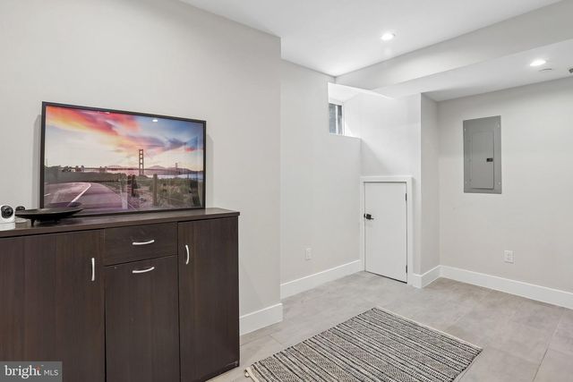 2656 SALMON ST, Philadelphia, PA 19125