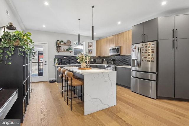 2656 SALMON ST, Philadelphia, PA 19125