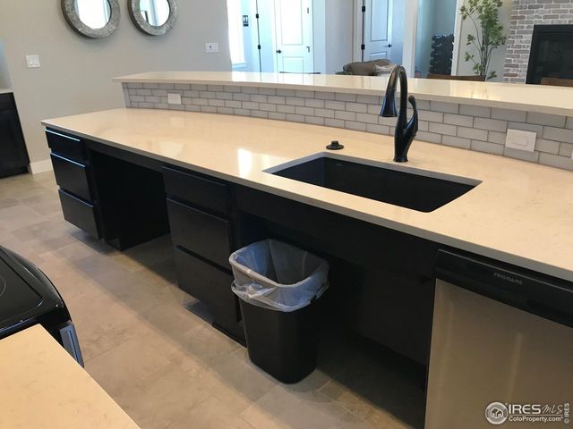 4672 Hahns Peak Dr 204, Loveland, CO 80538