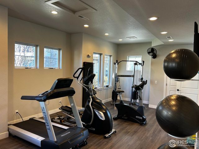 4672 Hahns Peak Dr 204, Loveland, CO 80538