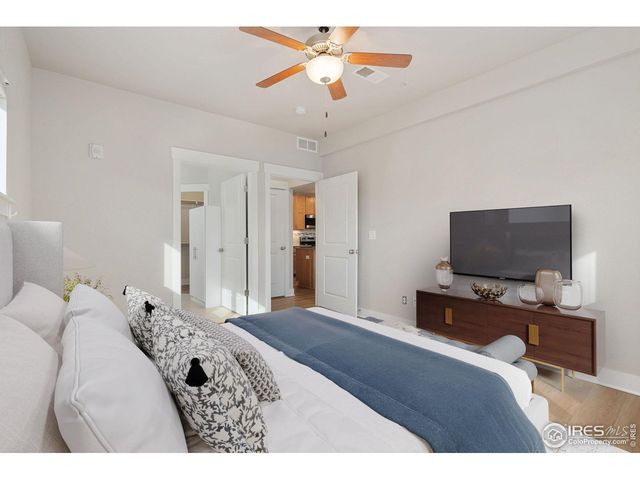 4672 Hahns Peak Dr 204, Loveland, CO 80538