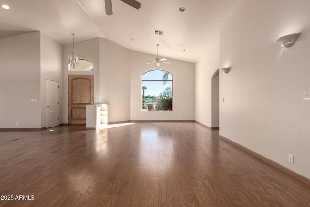 610 N SADDLEBACK Trail, Wickenburg, AZ 85390