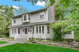 2114 Cedar Road, Homewood, IL 60430