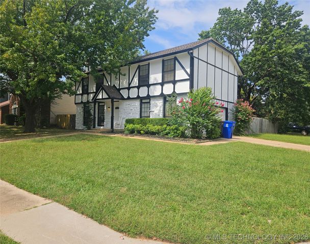 1800 W Hot Springs Street S, Broken Arrow, OK 74011