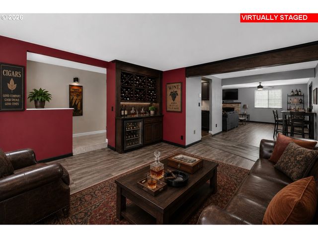 1735 RAINBOW Dr, Springfield, OR 97477