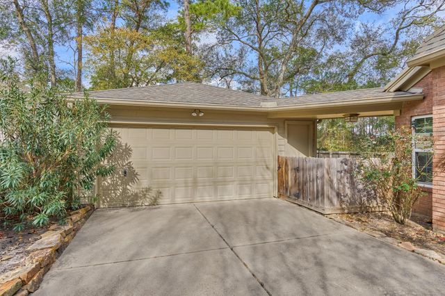 82 E Coldbrook Circle, The Woodlands, TX 77381